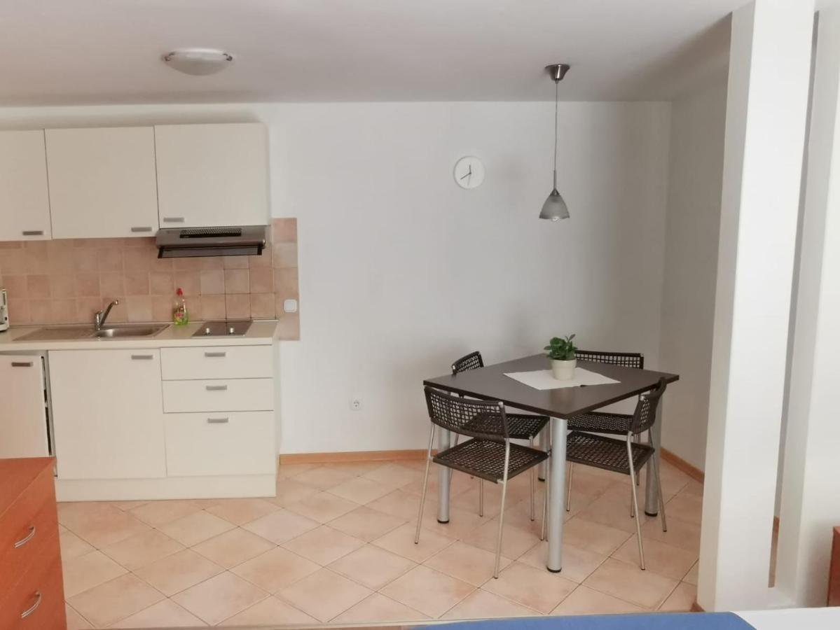 Apartments By The Sea Cres - 13312 מראה חיצוני תמונה